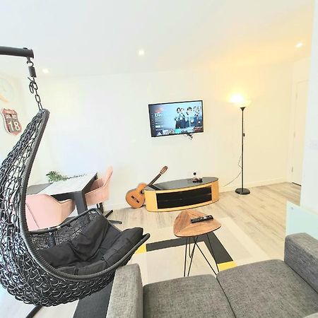 Lovely Studio Apartment Sheffield City Centre - Netflix, Wifi, Digital Tv Εξωτερικό φωτογραφία