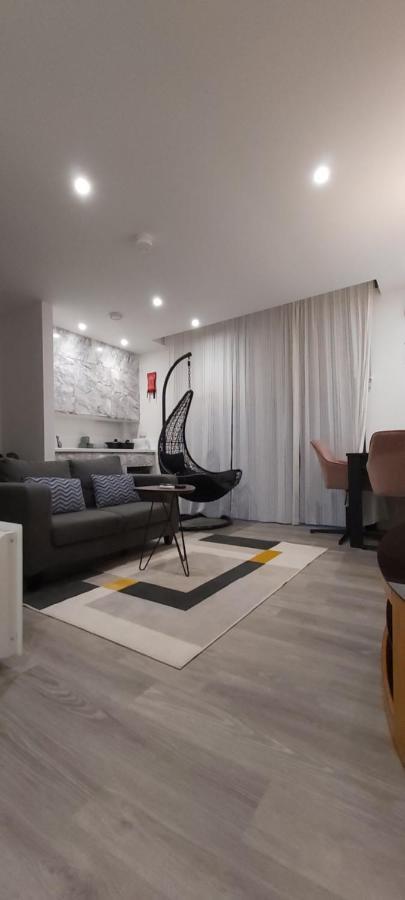 Lovely Studio Apartment Sheffield City Centre - Netflix, Wifi, Digital Tv Εξωτερικό φωτογραφία